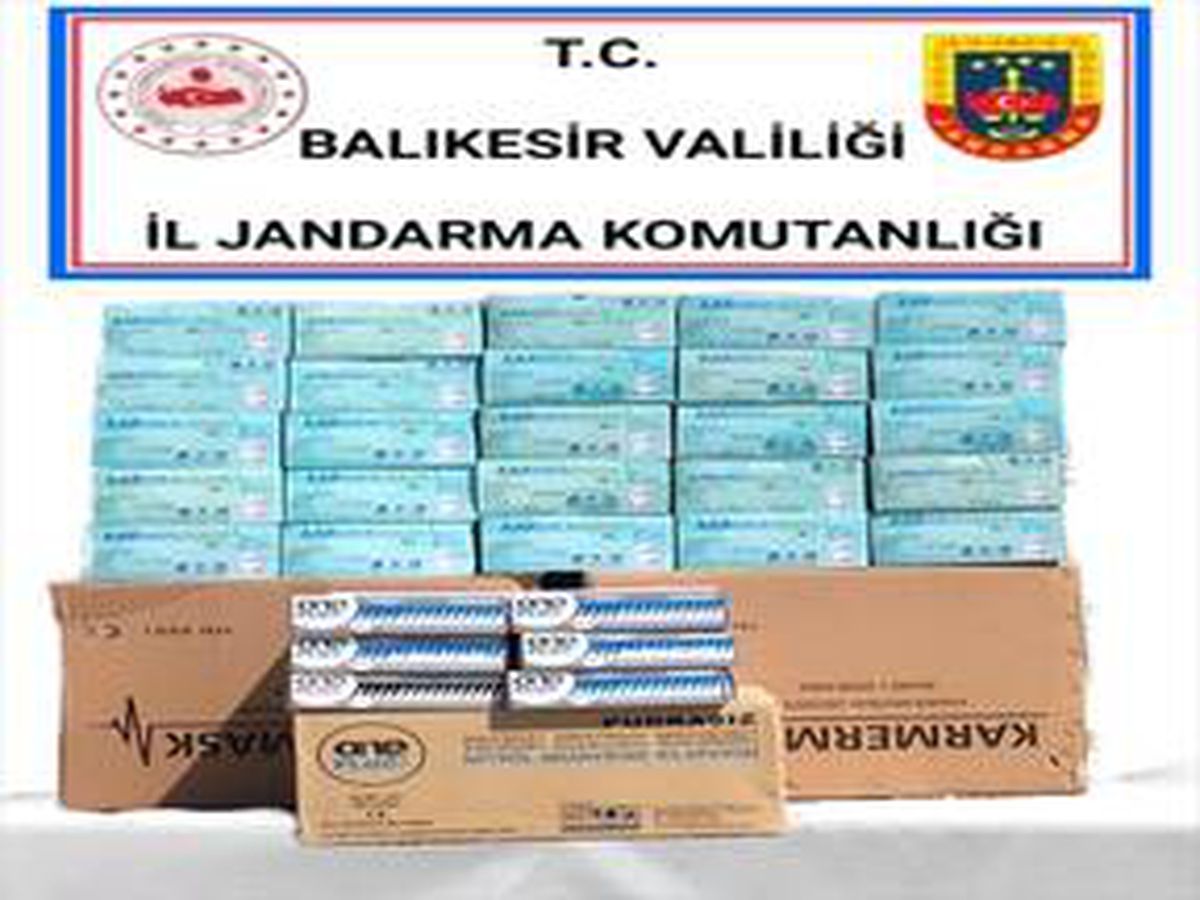 Balıkesir\'de kaçak üretilen 5 bin 450 maskeye el konuldu
