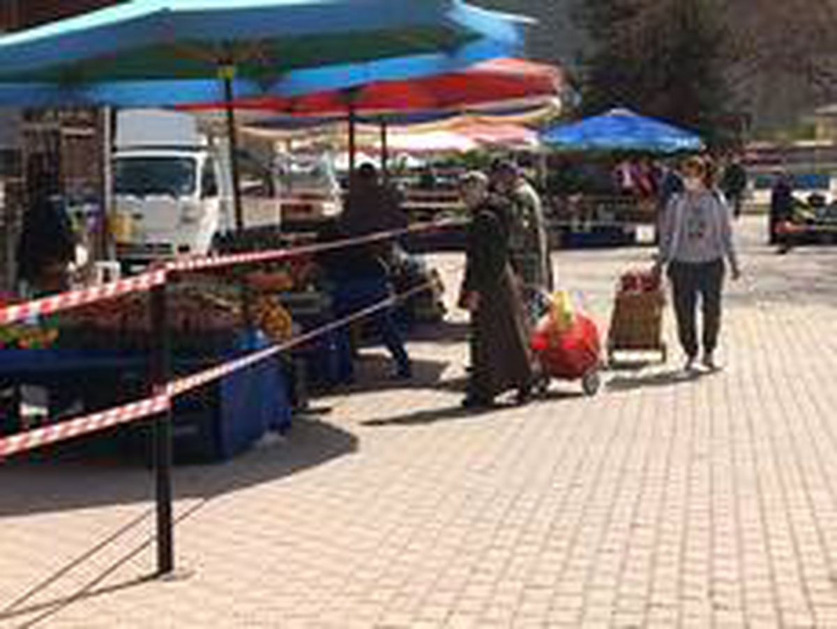 Bayırköy\'de pazara sosyal mesafe ayarı