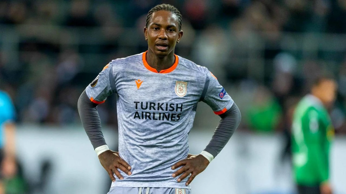 Eljero Elia, menajerler aracılığı ile Beşiktaş\'a önerildi