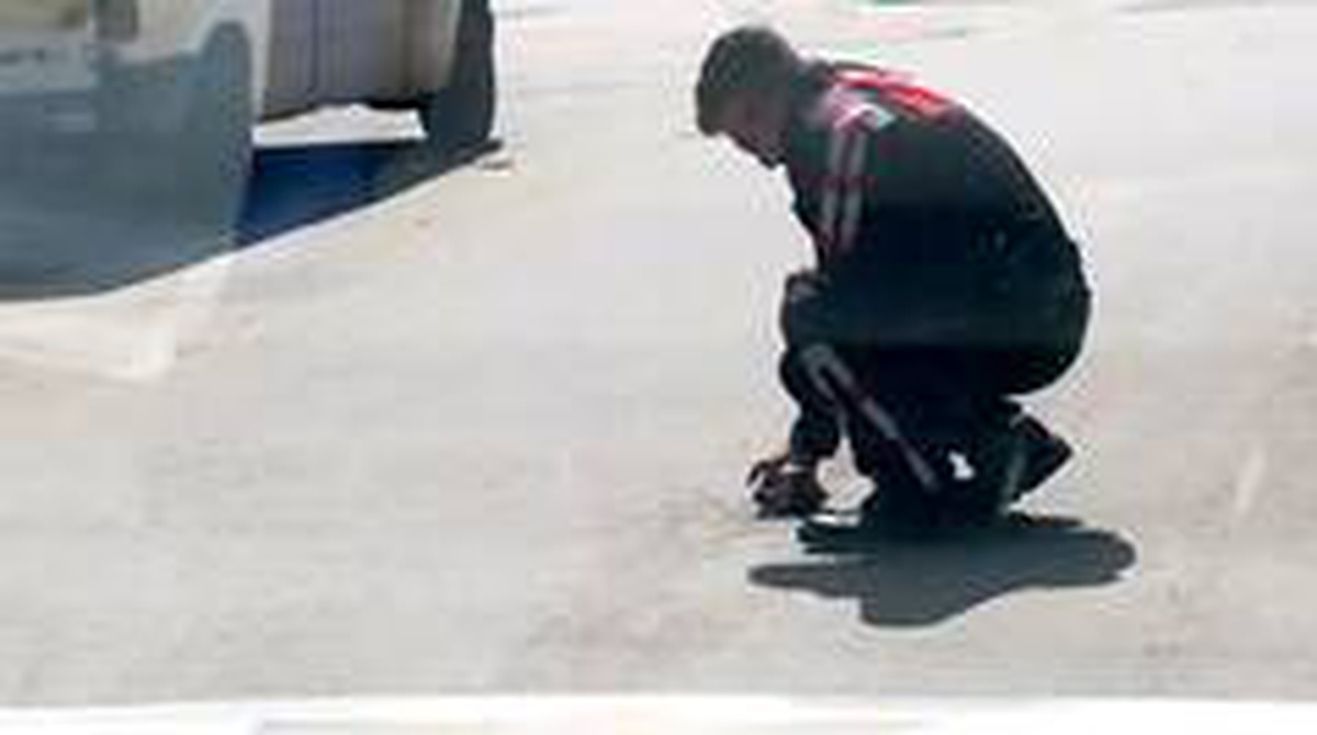Polis memurunun kaplumbağa duyarlılığı