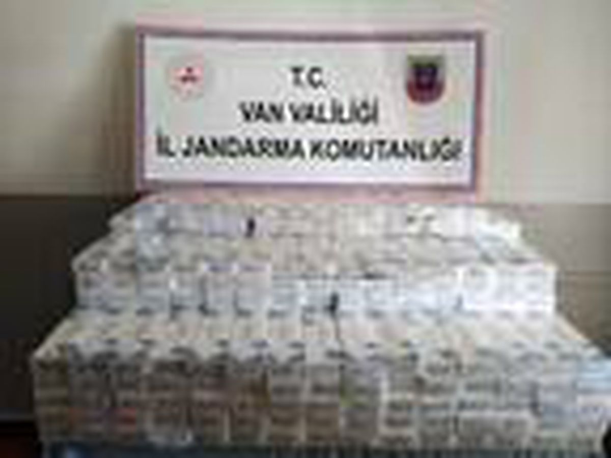 Çaldıran\'da 7 bin paket gümrük kaçağı sigara ele geçirildi