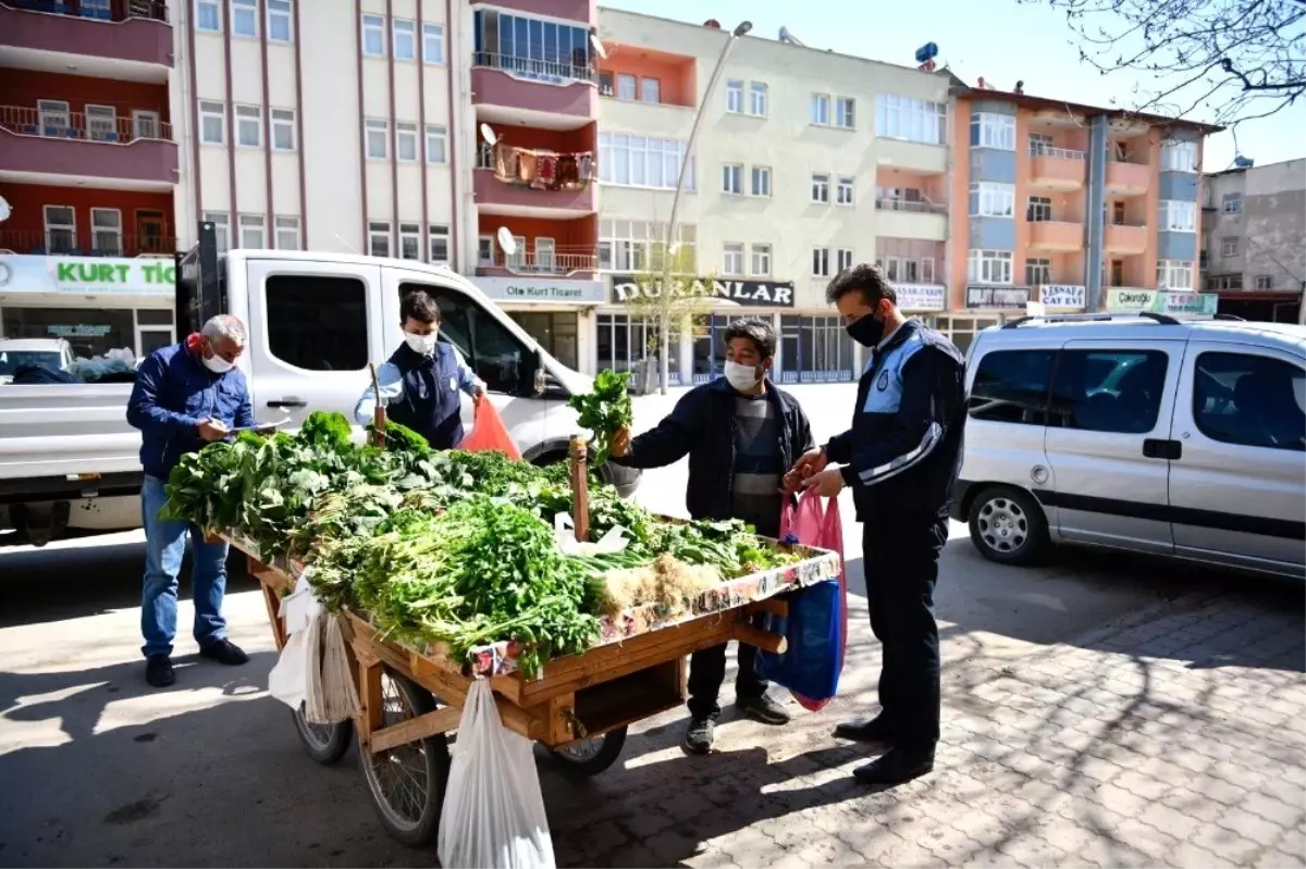 Elbistan Belediyesi\'nden seyyar satıcılara destek