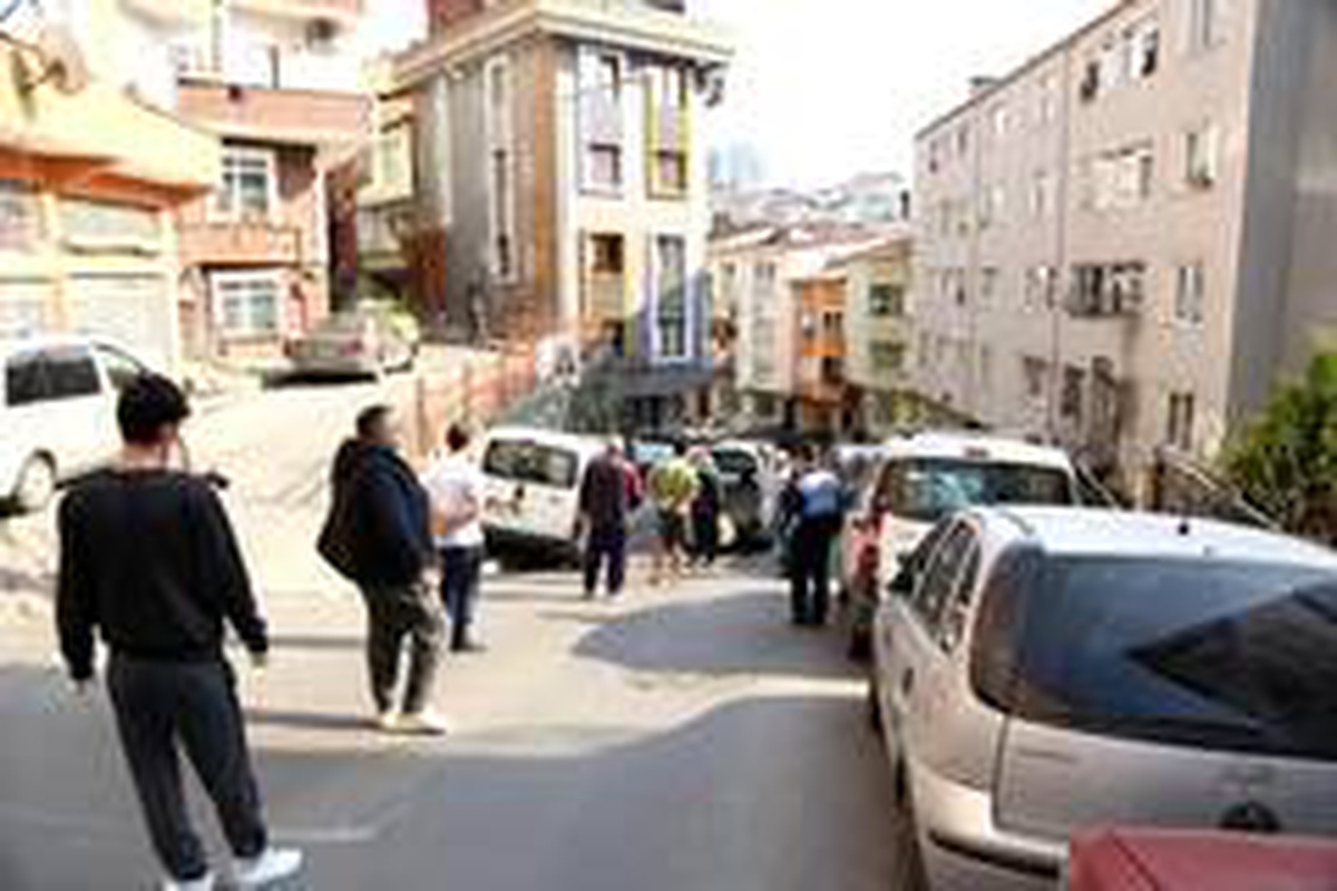 Kağıthane\'de ekmekler vatandaşlara ulaştırılıyor