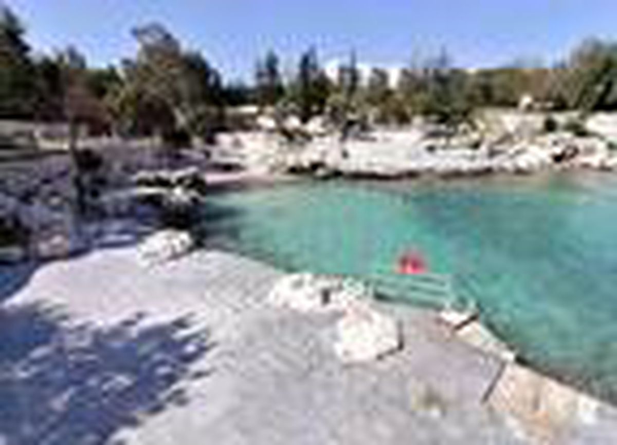 Mersin\'de sahil ve mesire alanları boş kaldı