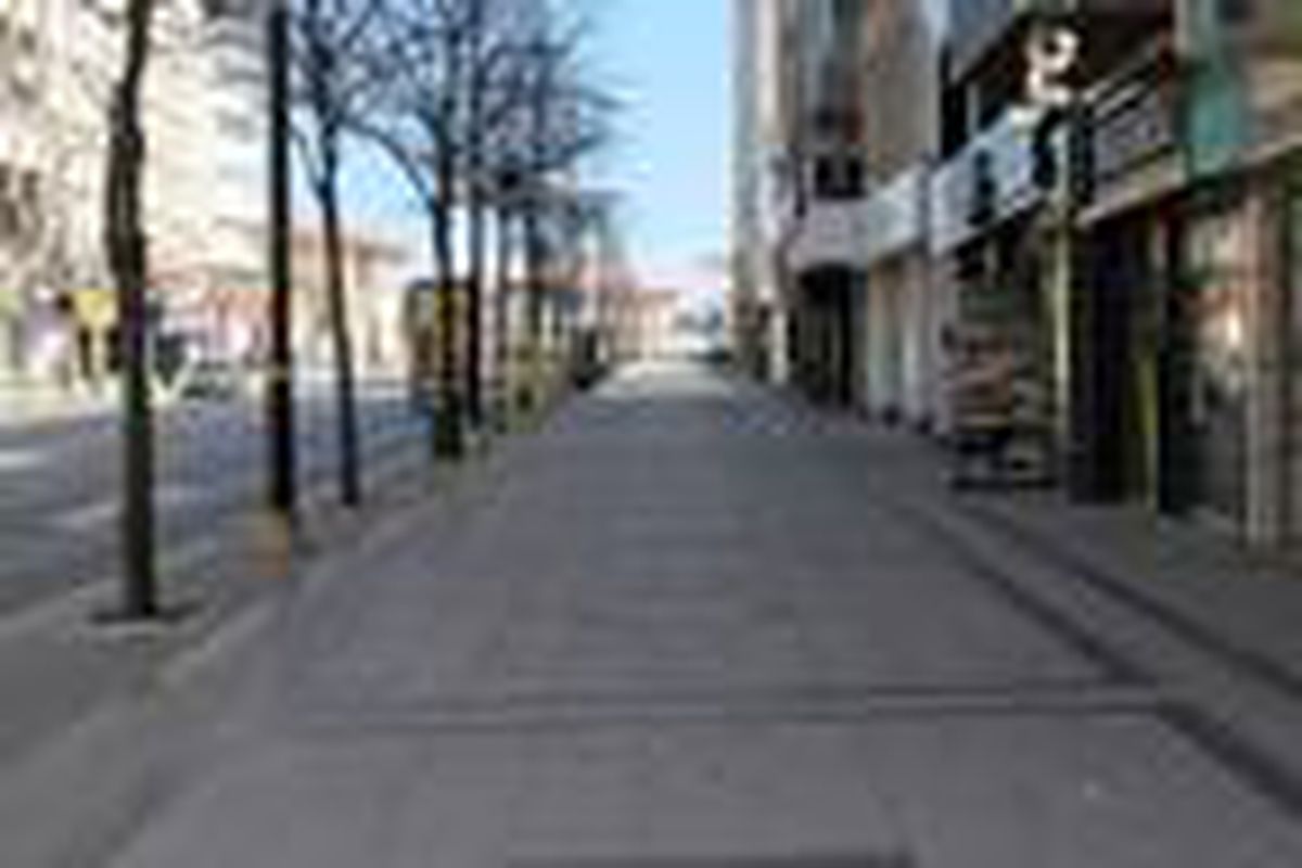 Sivas\'ta cadde ve sokaklar boş kaldı