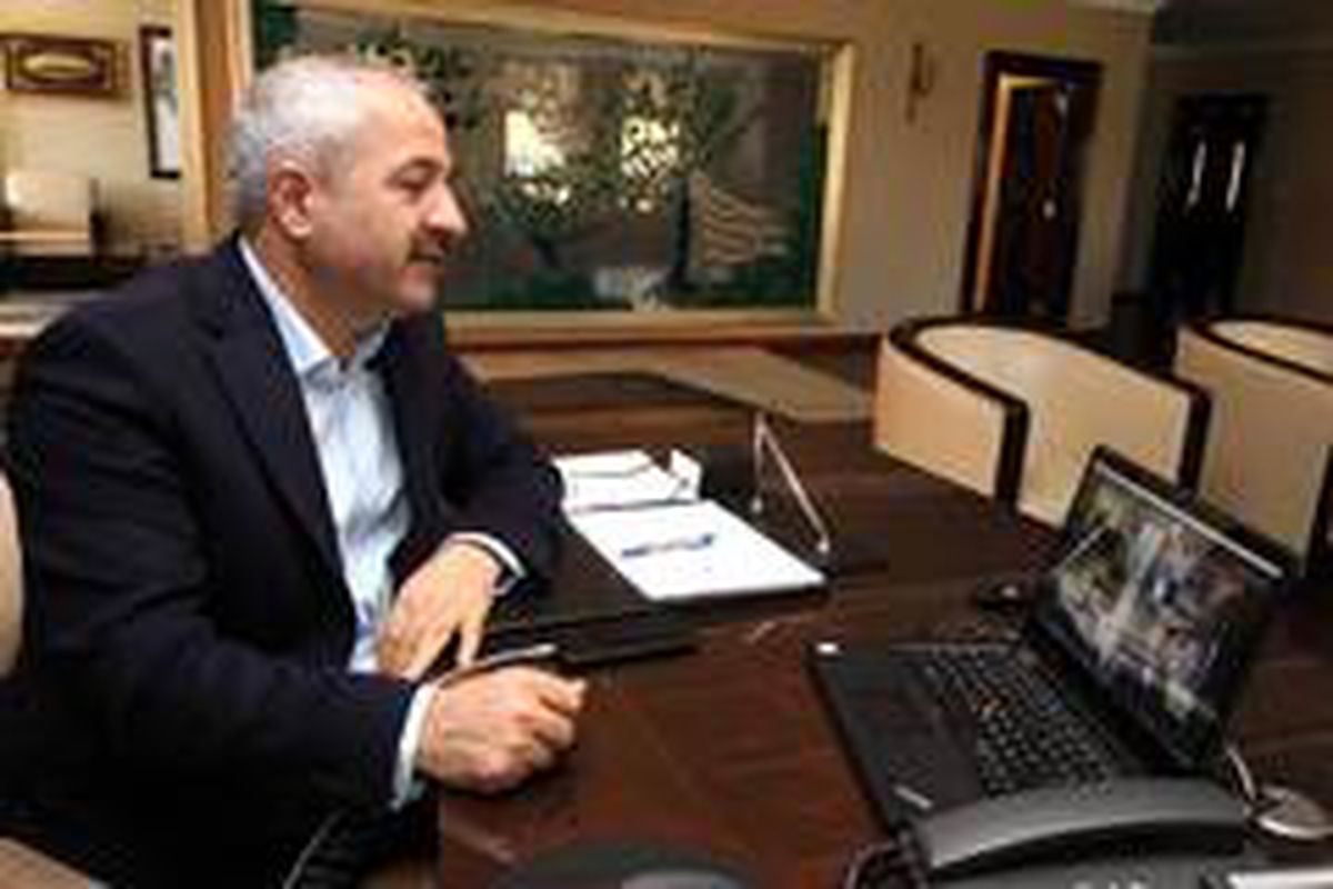 Başkan Büyükgöz\'e birim müdürlerinden online brifing