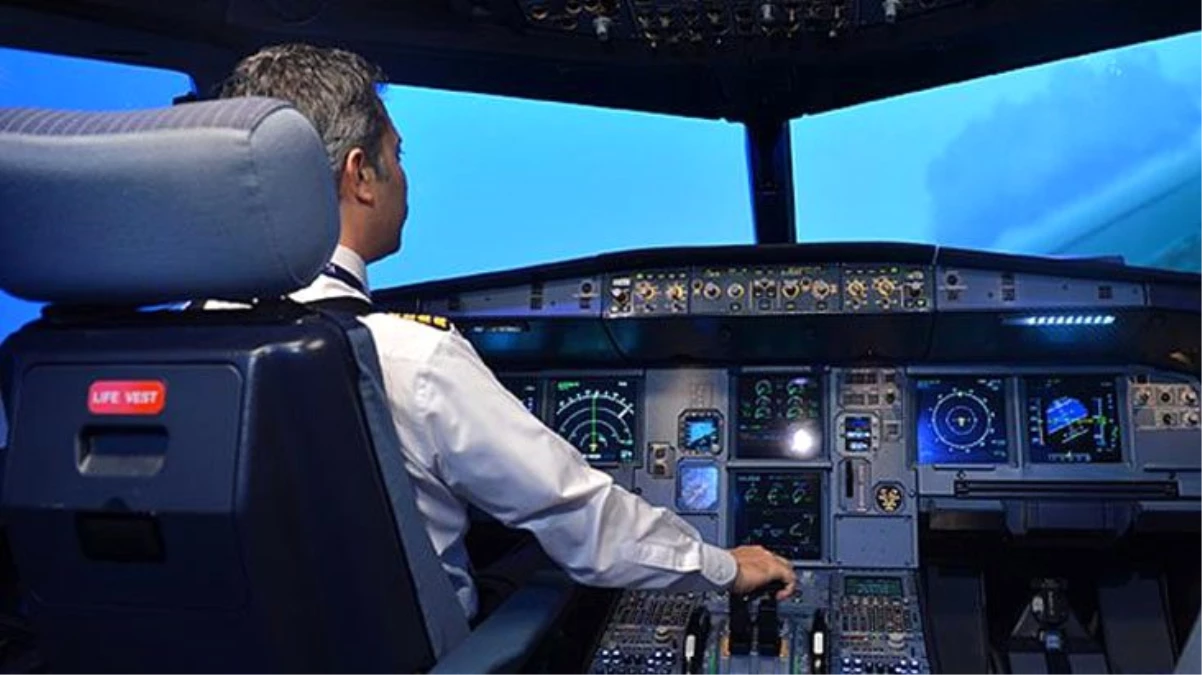 Türk Hava Yolları\'nın kaptan pilotu Mehmet Ali Kılıç, koronavirüs nedeniyle hayatını kaybetti