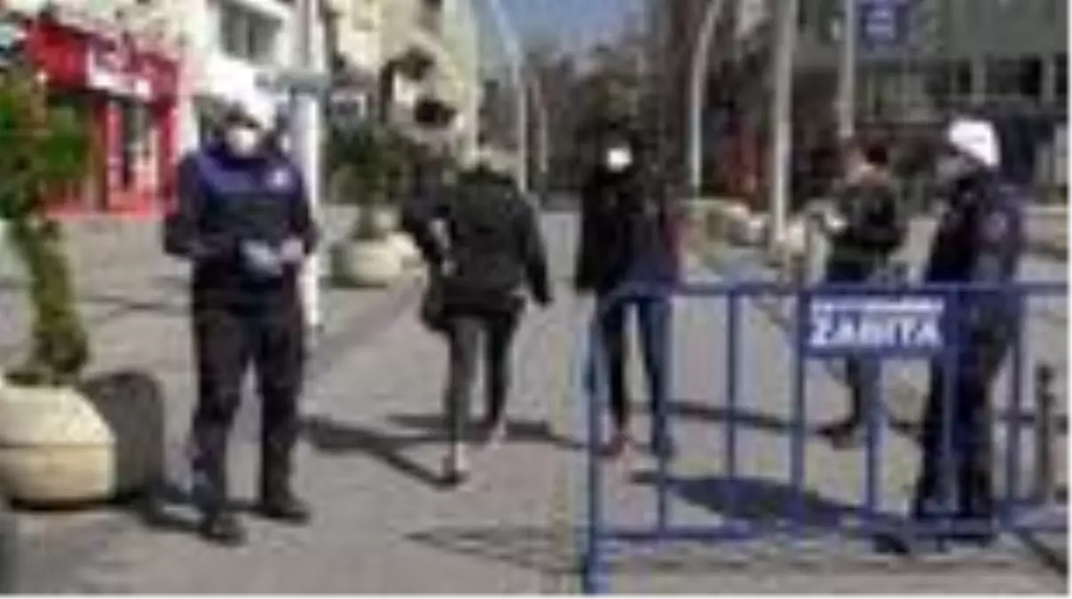 Zeytinburnu 58. Bulvar Caddesi ve İstasyon Meydanı yaya trafiğine kapatıldı