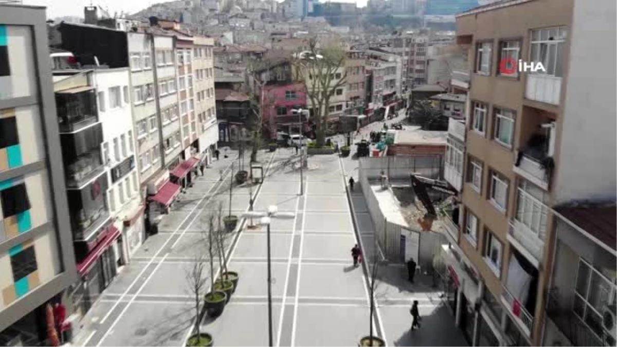 Beyoğlu\'nda bazı caddeler yaya geçişlerine kapatıldı