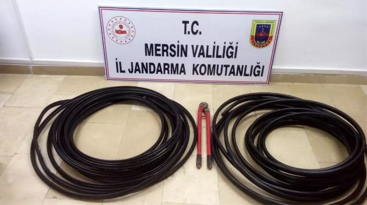 Kiralık araçla kablo hırsızlığı yapan 2 kişi tutuklandı