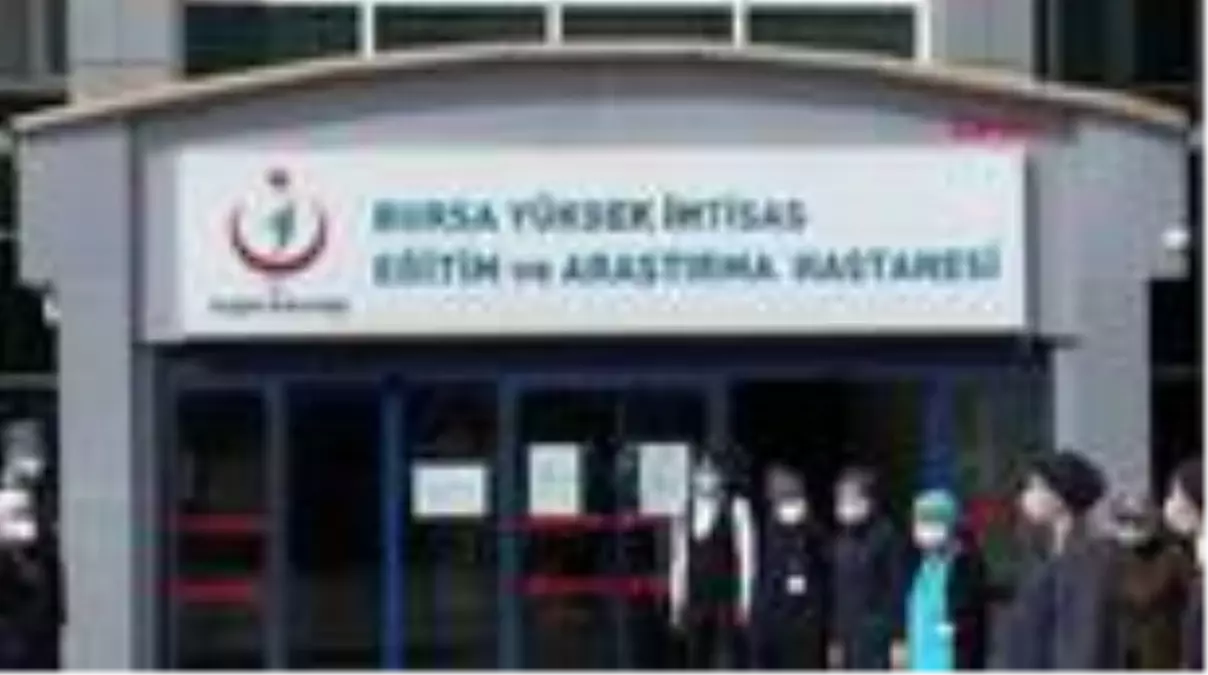 Koronavirüsü yenen kadın: Bu hastalıkta moral çok önemli