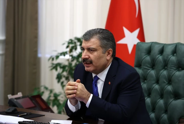 Son Dakika: Sağlık Bakanı Fahrettin Koca: Türkiye'deki vaka sayısı dördüncü haftada düşüşe geçti