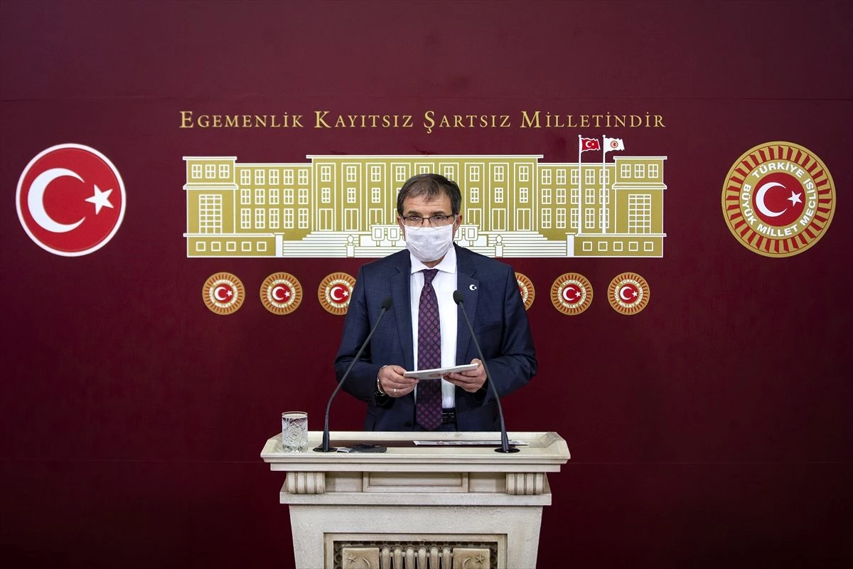 AK Parti\'li İlyas Şeker: "Türkiye, koronavirüse ilk savaş açan ülkelerden oldu"