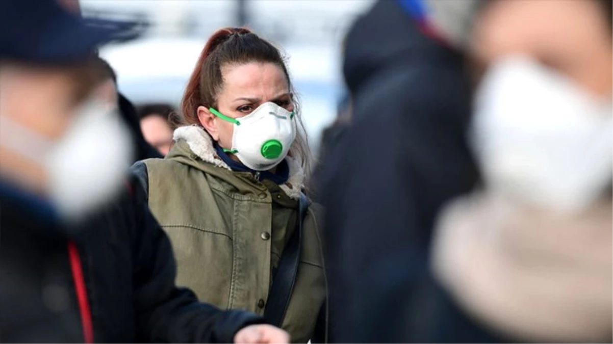 ABD\'li uzmandan kritik uyarı: Koronavirüs salgınından korunmak için en az 1 yıl daha maske takmalıyız