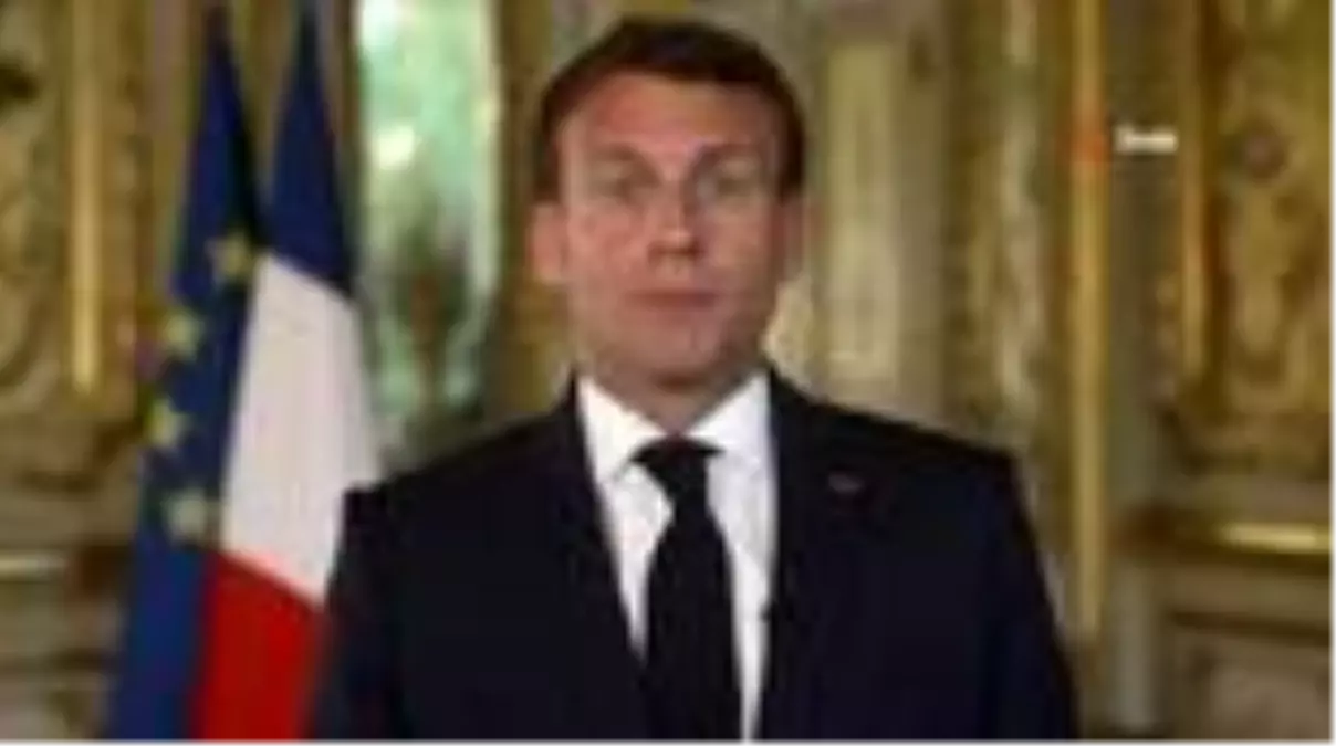 Notre Dame Katedrali yangınının birinci yılında Macron\'dan mesaj: "Unutmadık"