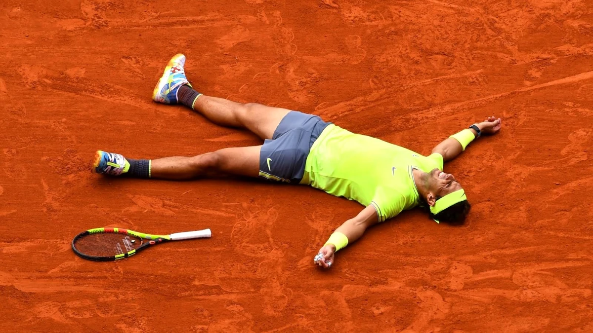 Rafael Nadal’ın Roland-Garros finalinde giydiği forma 20,000 euro’ya satıldı