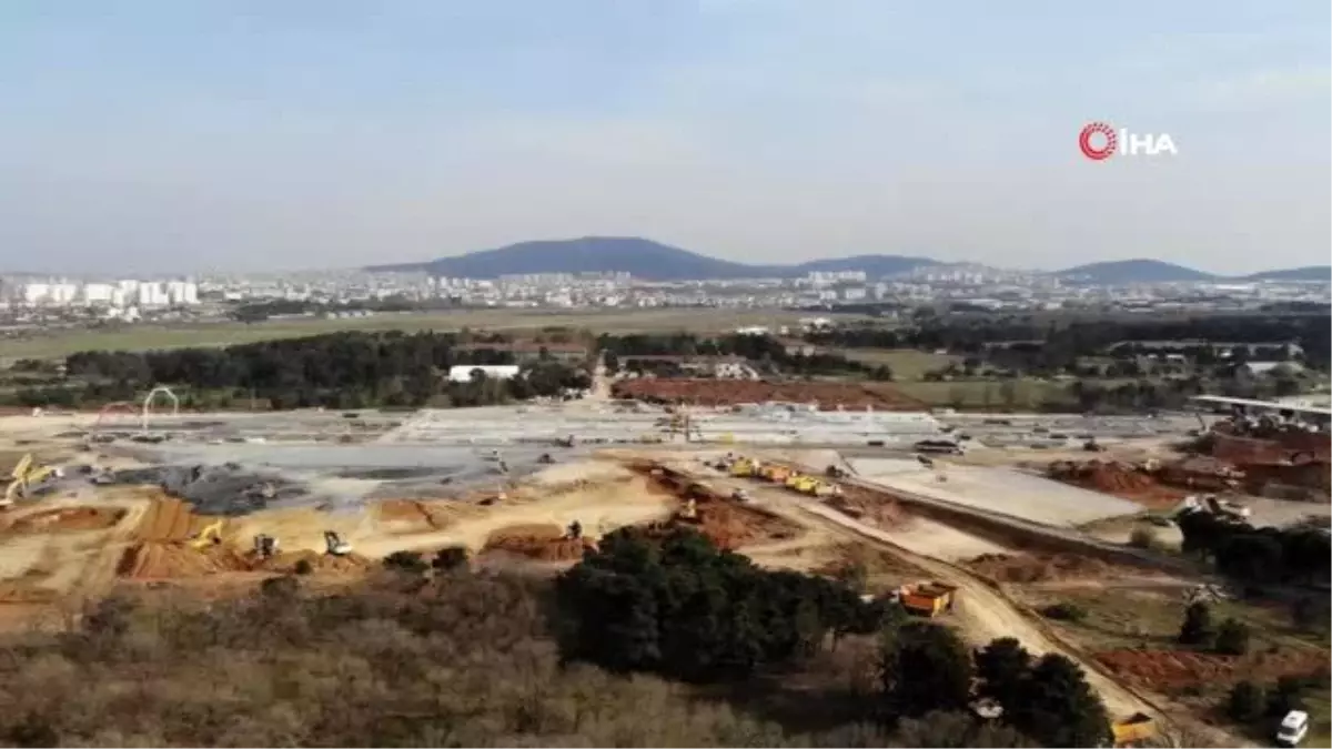 Sancaktepe\'de yapılan hastanene inşaatındaki son durum havadan görüntülendi