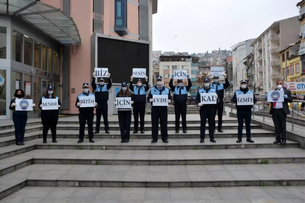 Zabıta, marketlerdeki sosyal mesafe uyumunu denetliyor