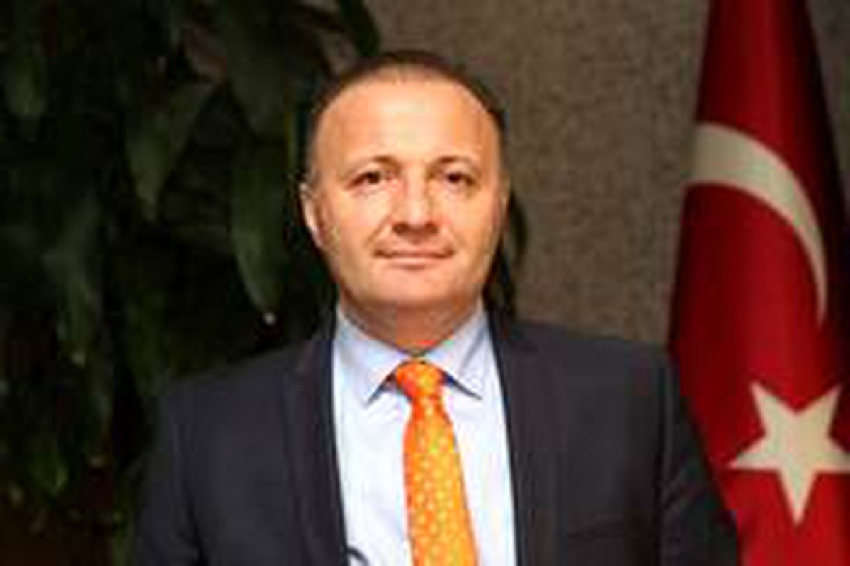 Akdeniz Üniversitesi\'nden öğrencilerine internet desteği