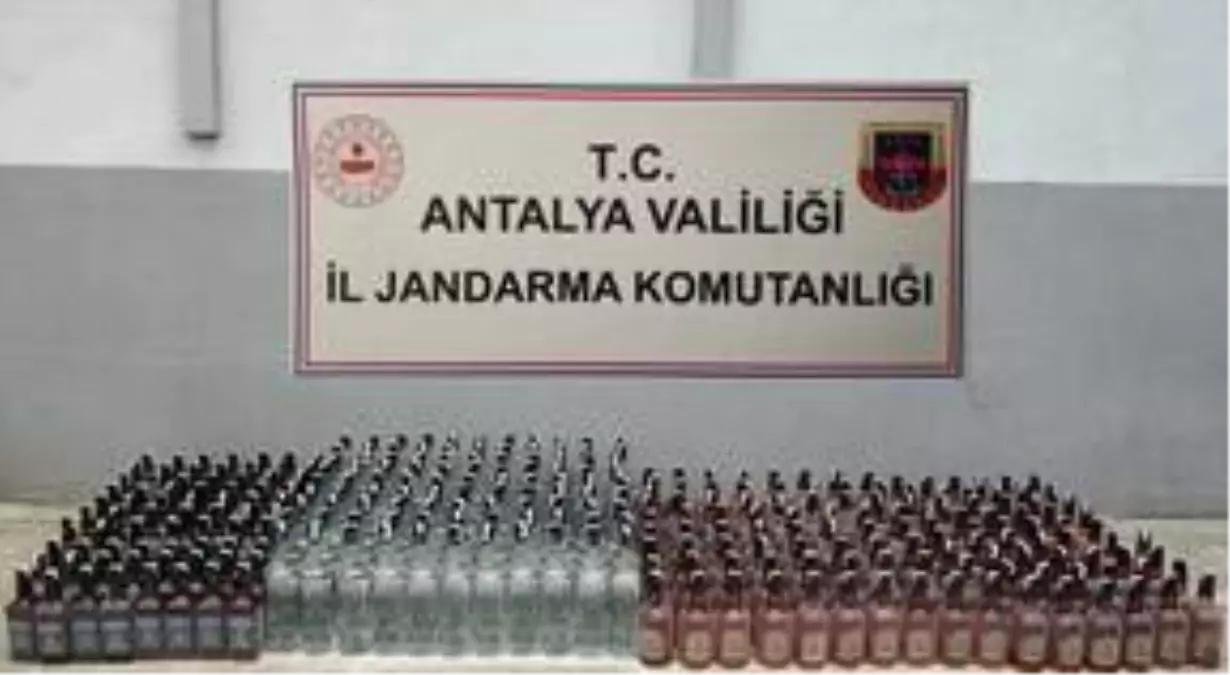 Antalya\'da 300 litre kaçak içki ele geçirildi