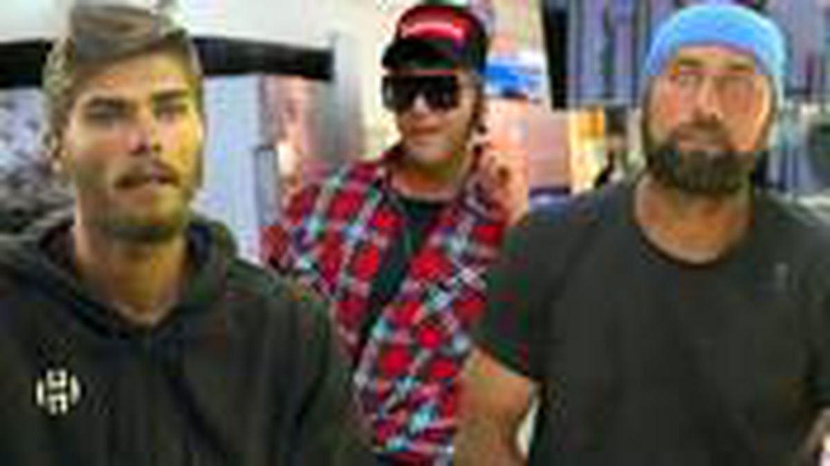 Fenomen Hakan Kakız, Instagram\'dan Survivor Yasin ve Barış\'la olan konuşmalarını paylaştı