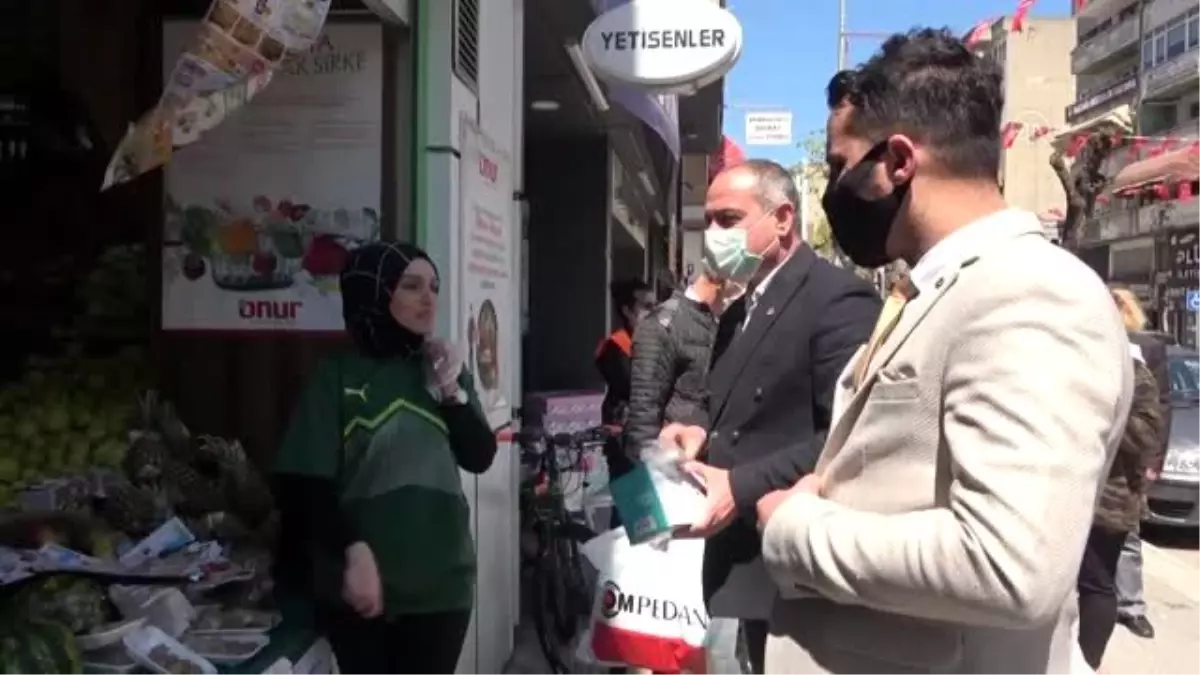 Gemlik\'te 200 bin maske dağıtıldı