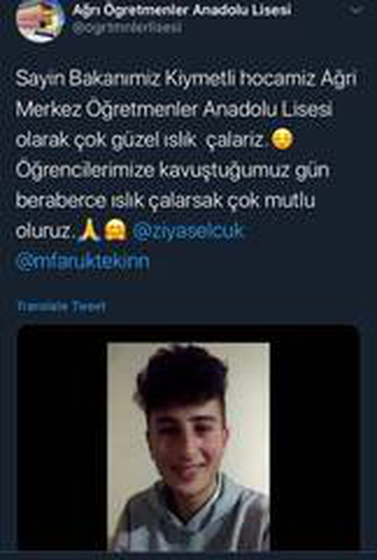 Islık çalıp Bakan Selçuk\'u okullarına davet ettiler