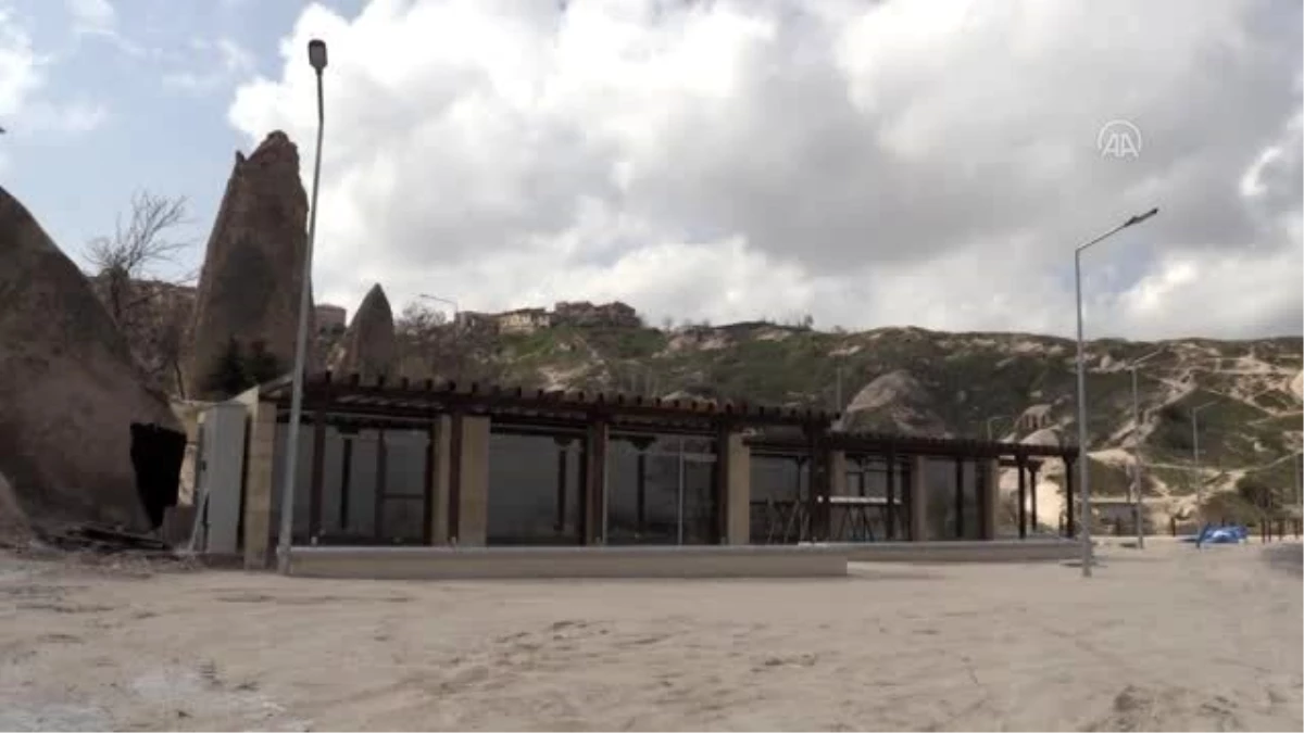 Kapadokya\'daki kaçak barakaların yerine doğal yapıya uygun hizmet alanı