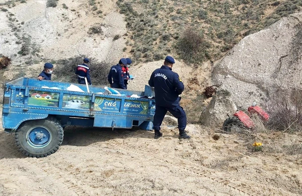 Nevşehir\'de devrilen traktörün altında kalan sürücü yaralandı