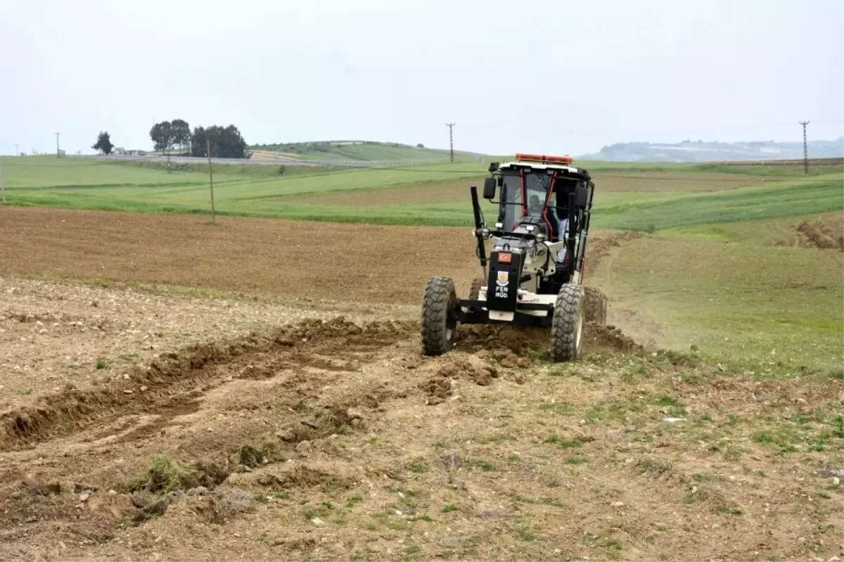 Tarsus Organize Sanayi Bölgesi\'nde 1. etabın yol açma ve doldurma çalışmaları başladı