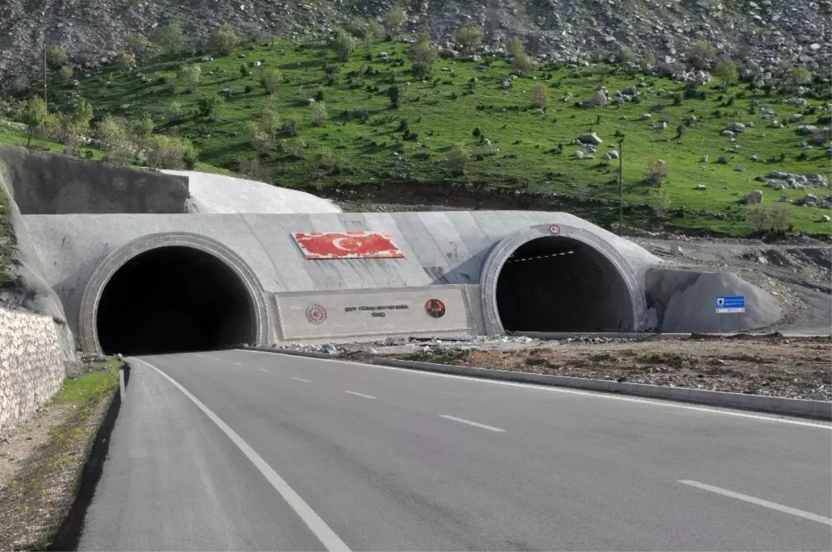 Terör saldırıları nedeni ile bitirilememişti, 2 yıl önce tamamlanan yol vatandaşları rahatlattı