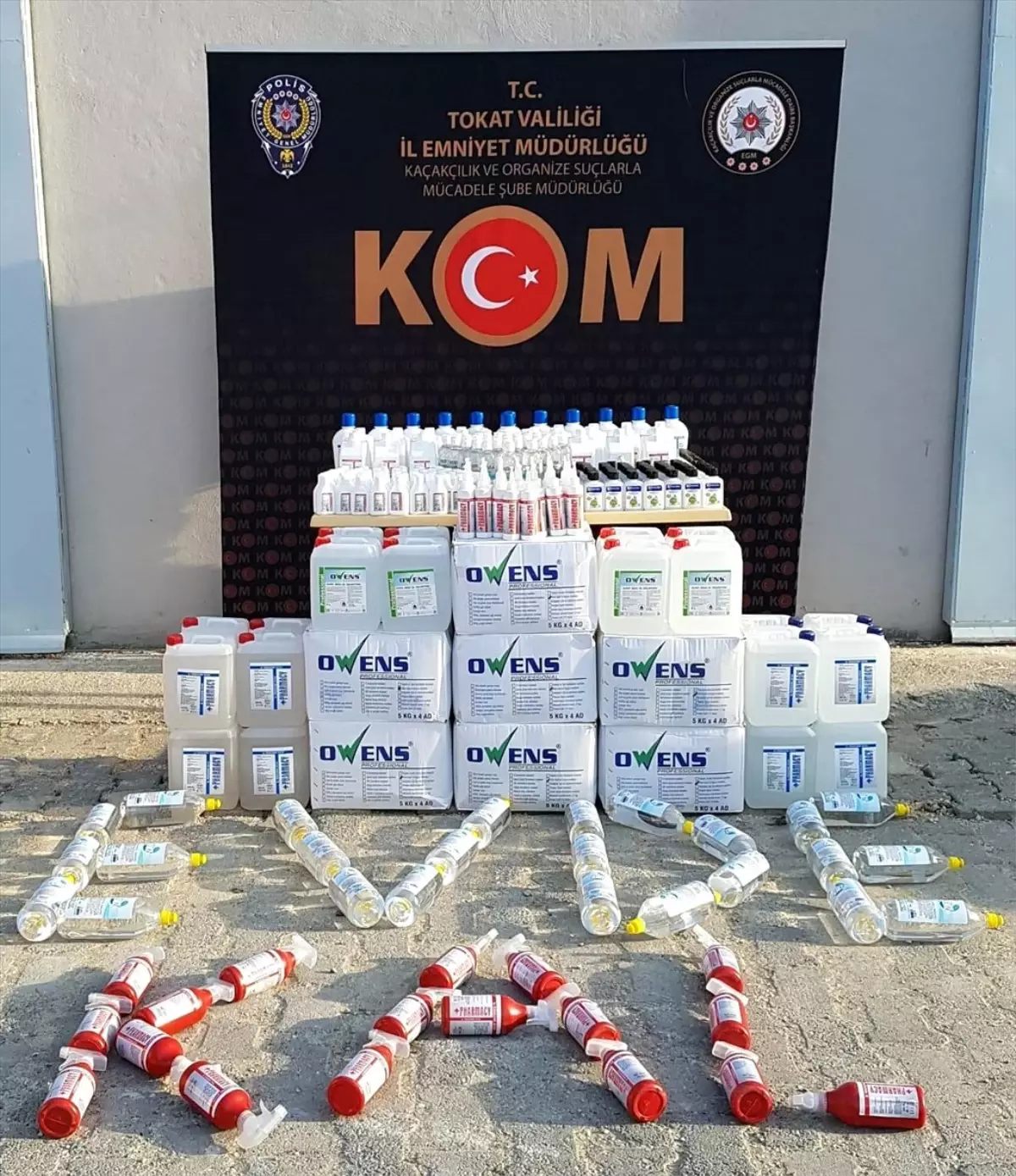 Tokat\'ta kaçak üretilen 402 litre dezenfektan ele geçirildi