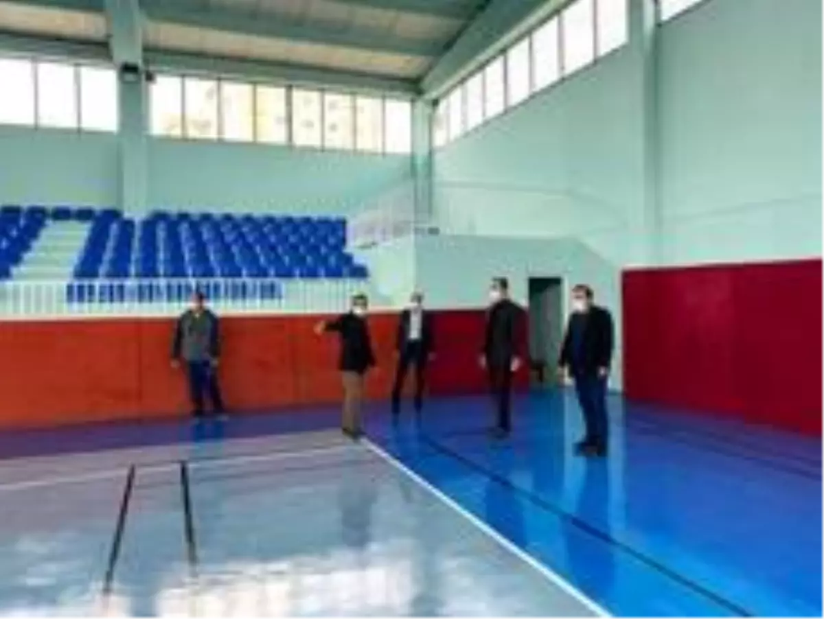 Altıntaş Kapalı Spor Salonu yenileniyor