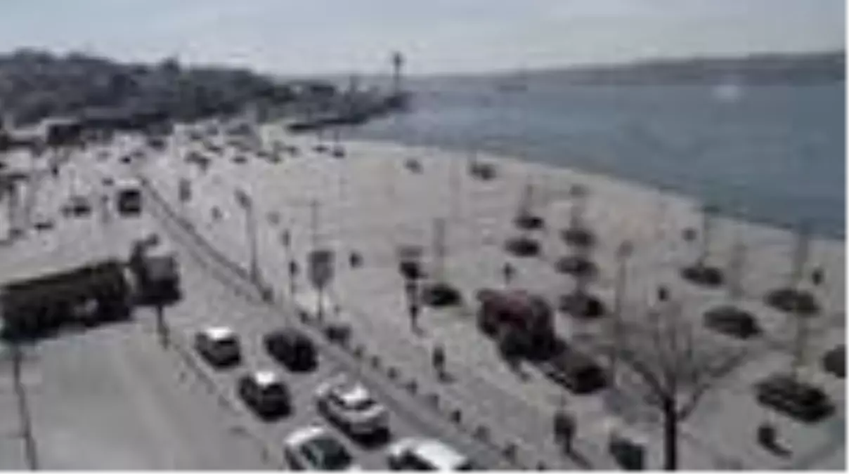 (DRONE) İstanbullular "evde kal" çağrısına uyuyor