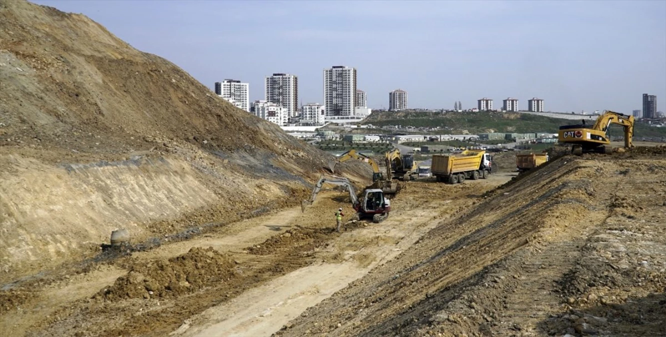 İkitelli Şehir Hastanesi yolunun yapımında sona gelindi