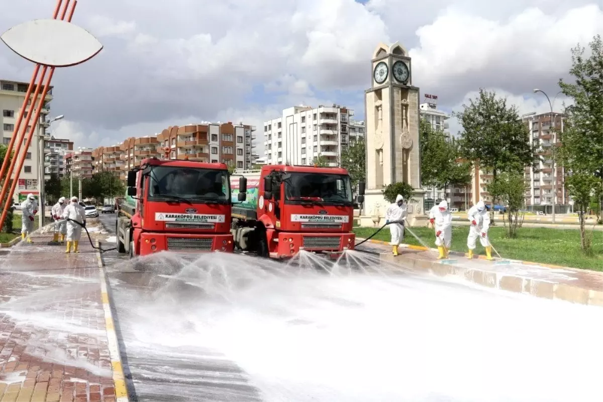 Karaköprü\'de dezenfekte edilmedik sokak kalmıyor