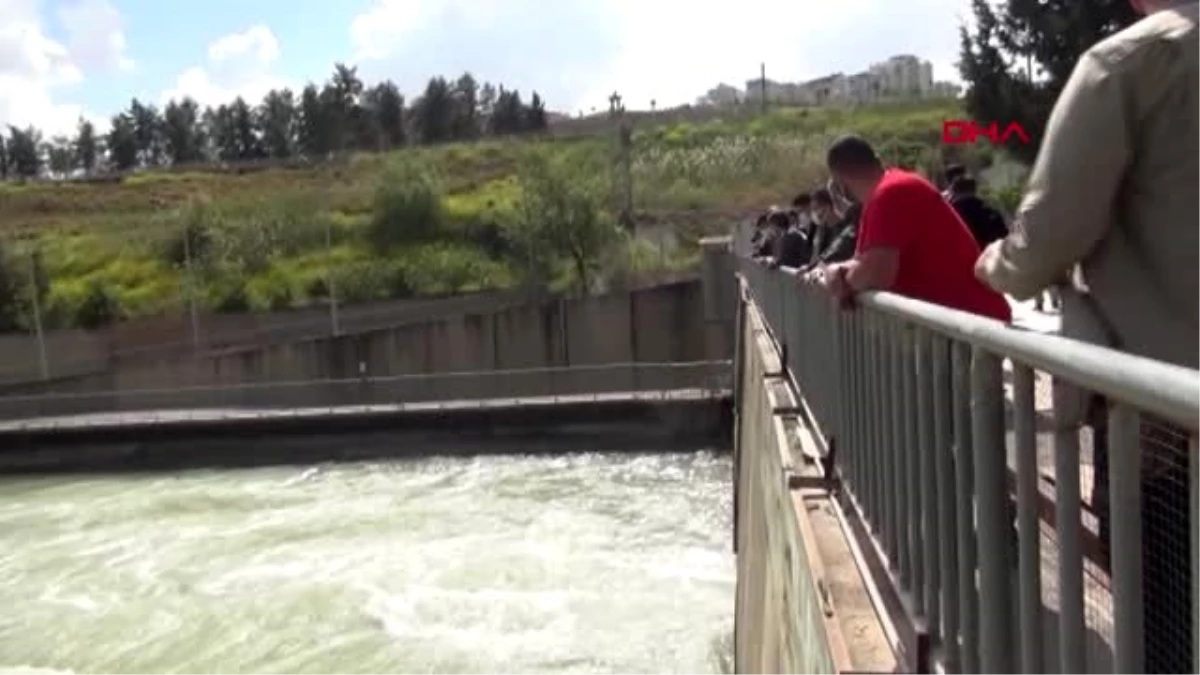 ŞANLIURFA Atatürk Barajı\'nın kapakları dualarla açıldı