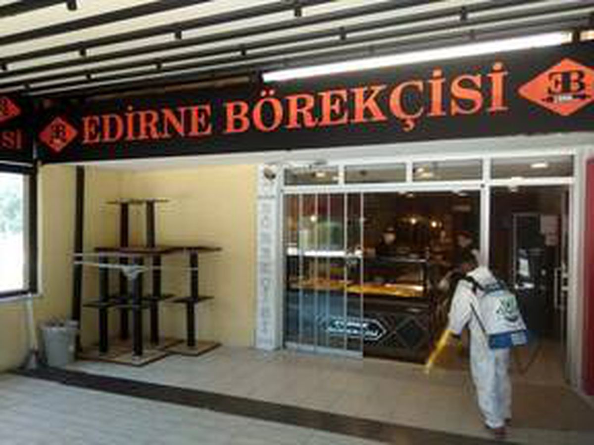 Edirne\'de koronavirüse karşı dezenfekte çalışmaları sürüyor