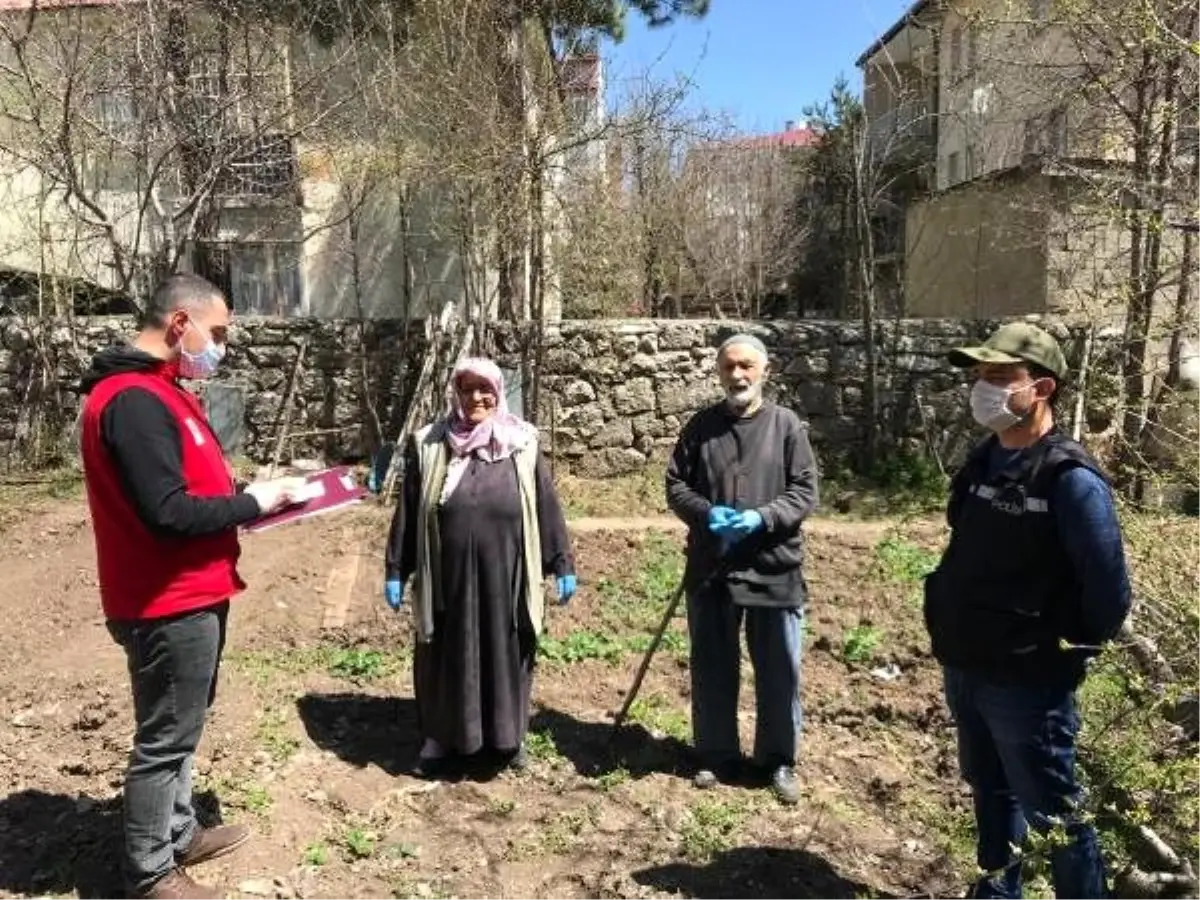 Emekli maaşının 1400 lirasını Milli Dayanışma Kampanyası\'na bağışladı