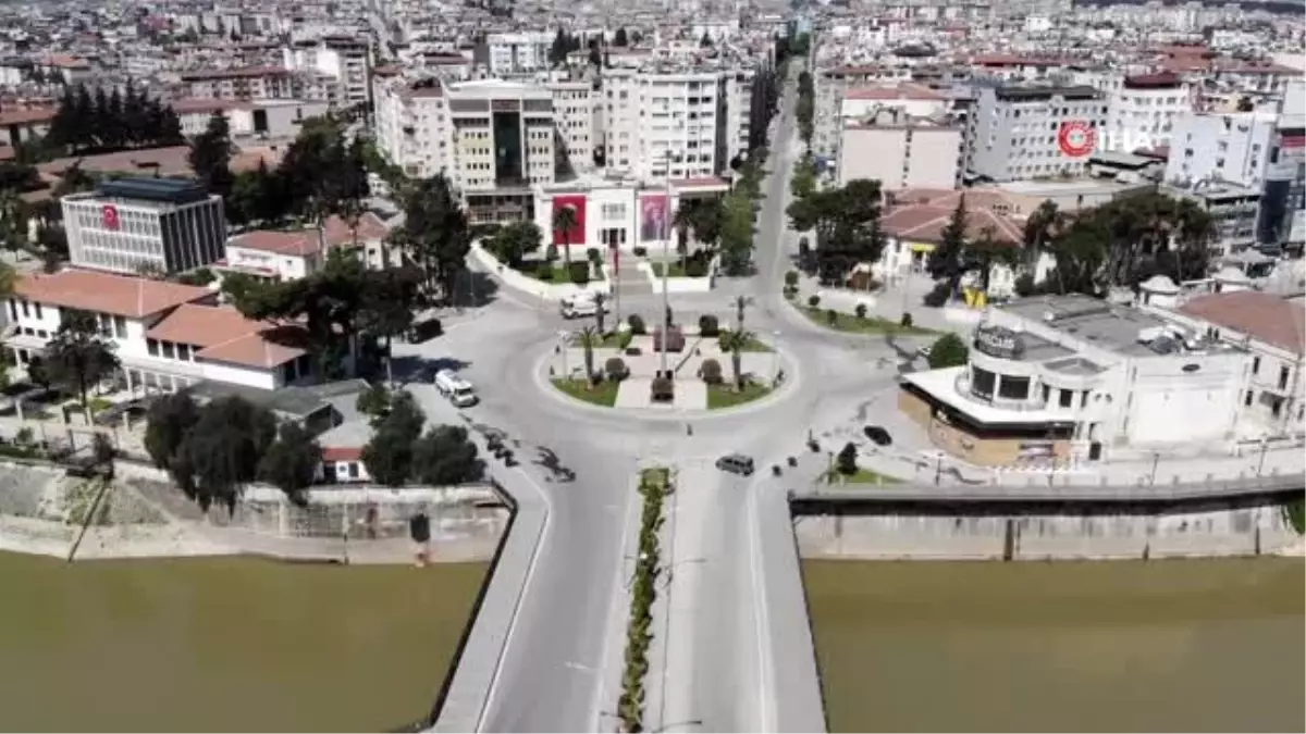 Hatay\'da sokağa çıkma kısıtlaması sonrası caddeler sessizliğe büründü