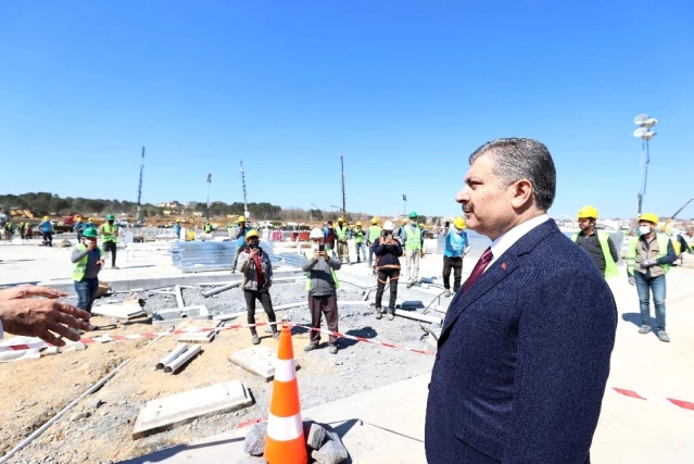 Sağlık Bakanı Fahrettin Koca Sancaktepe’de yapılan hastanenin inşaatını