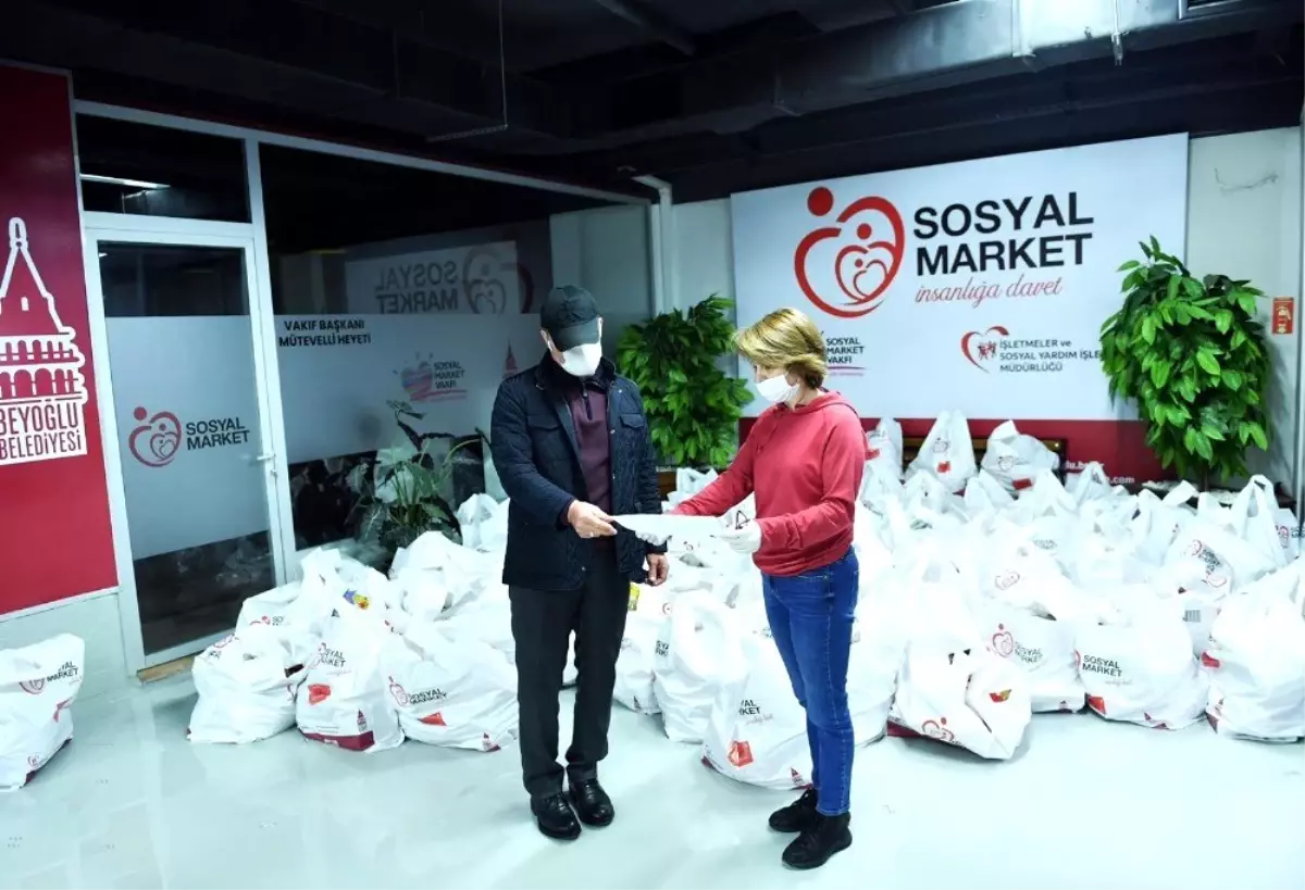 \'Sosyal Market\'te "sosyal mesafe" düzenlemesi