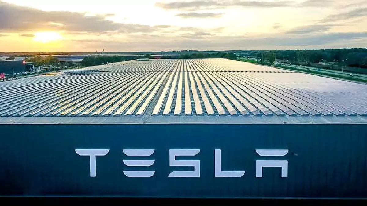 Tesla Dünyanın En Gelişmiş Boya Atölyesi ile Fark Yaratmak İstiyor