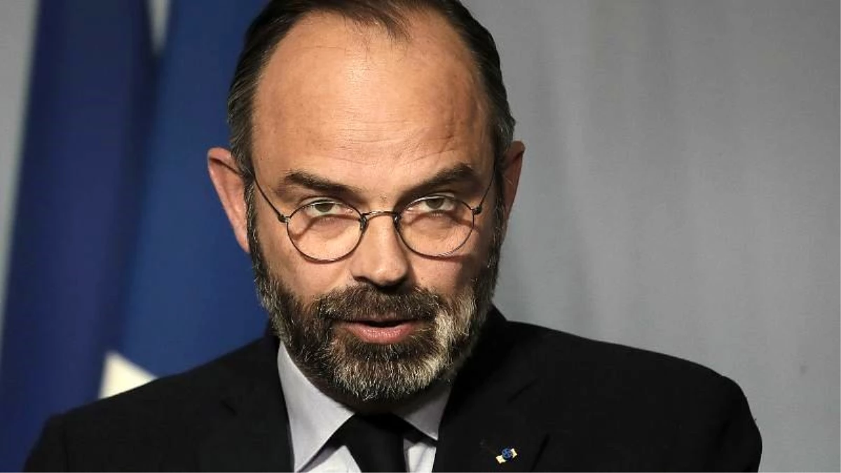 Fransa Başbakanı Philippe\'den Covid-19 açıklaması: Yavaş ama emin adımlarla iyileşme kaydediyoruz