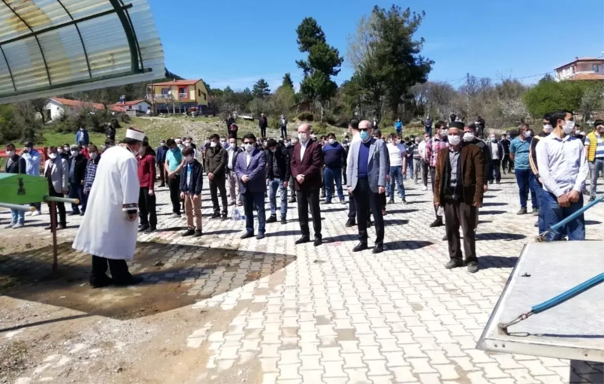 İsmail Berber son yolculuğuna uğurlandı