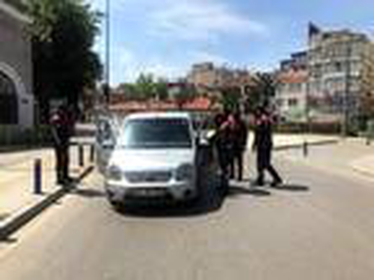 İzmir\'de sokağa çıkma yasağına uymayanlara ceza yağdı