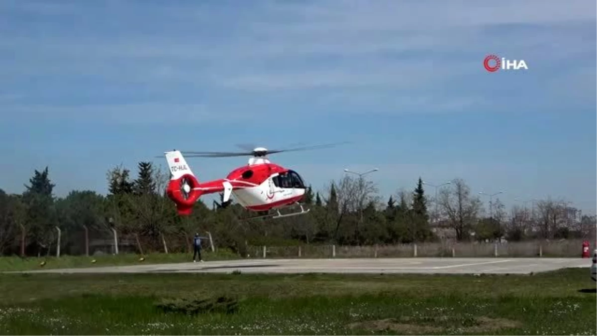 Mide kanaması geçiren yaşlı adım ambulans helikopter ile hastaneye yetiştirildi