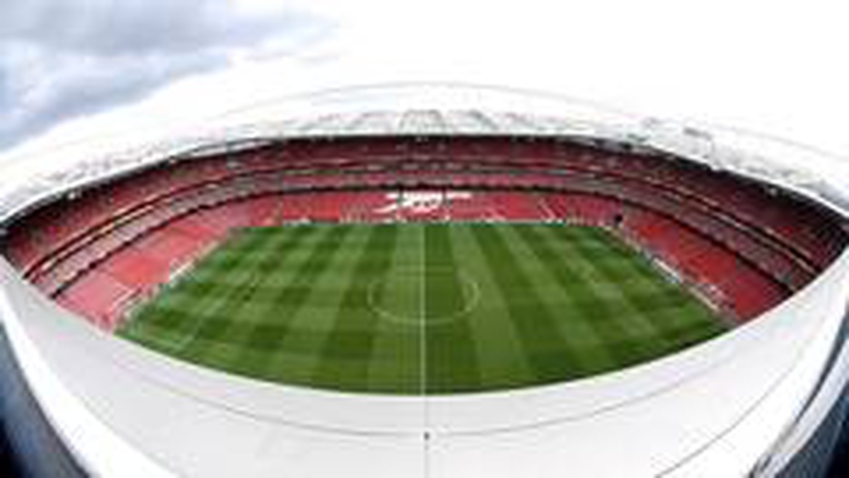 Arsenal\'de yüzde 12.5 maaş kesintisi