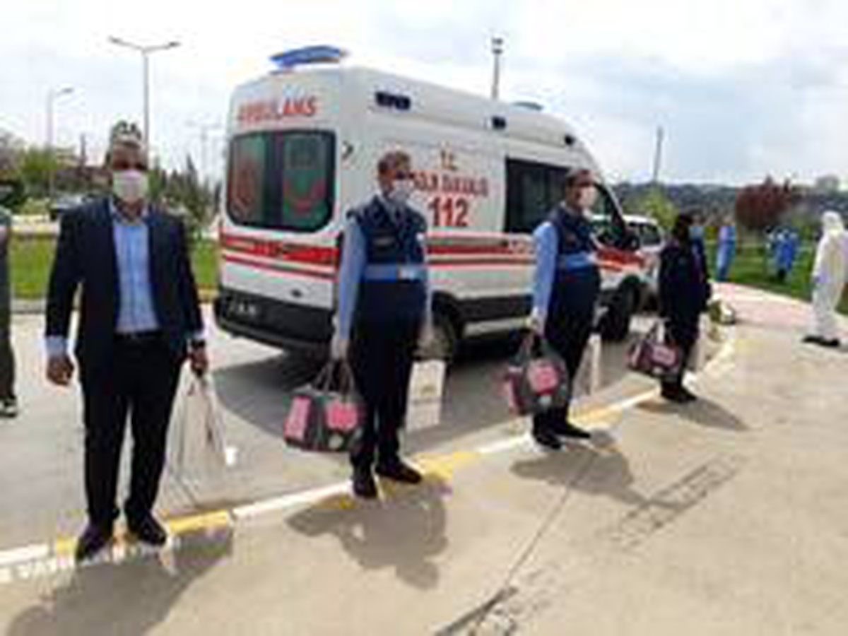 Başkan Beyoğlu\'ndan korona virüsü yenen çocuklara sürpriz