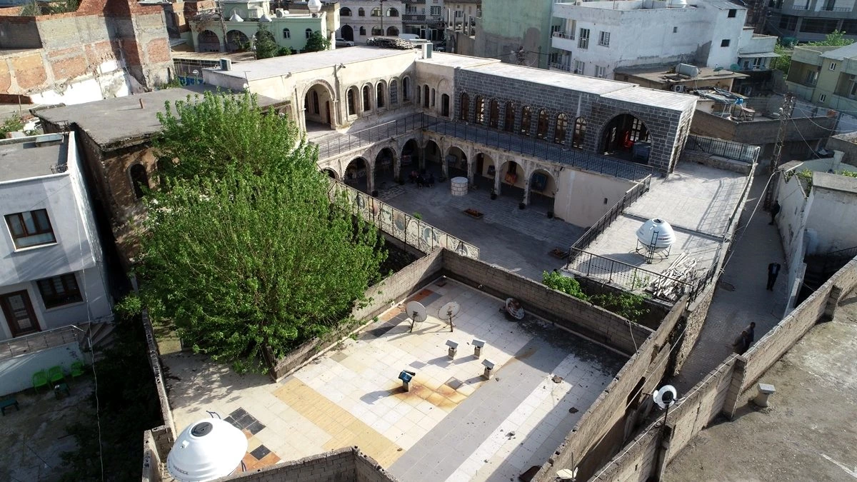 Cizre Belediyesi tarihi binayı turizme kazandıracak